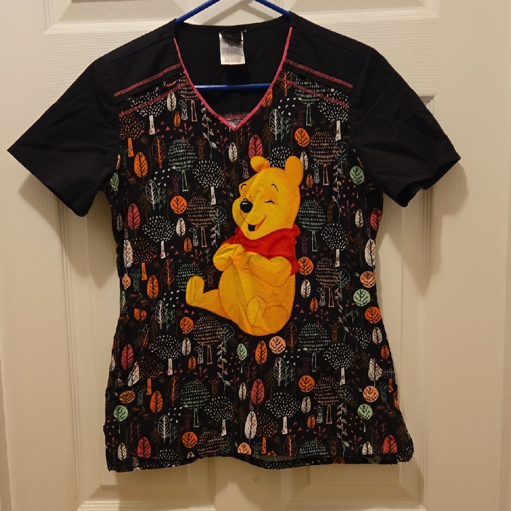 Disney Winnie the Pooh & Piglet Too Scrub Top Shirt XS